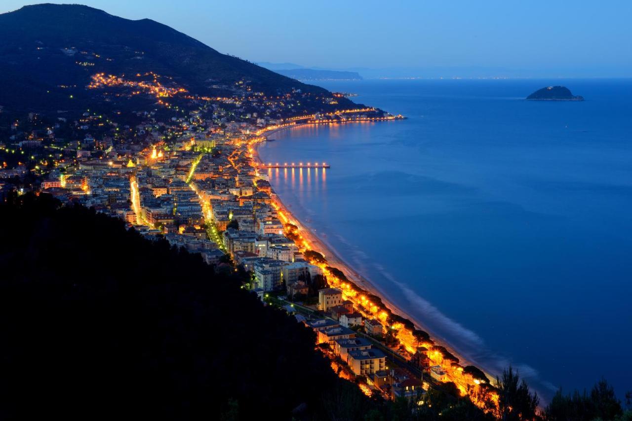 Grand Hotel Alassio Beach & Spa Resort - The Leading Hotels Of The World Екстер'єр фото